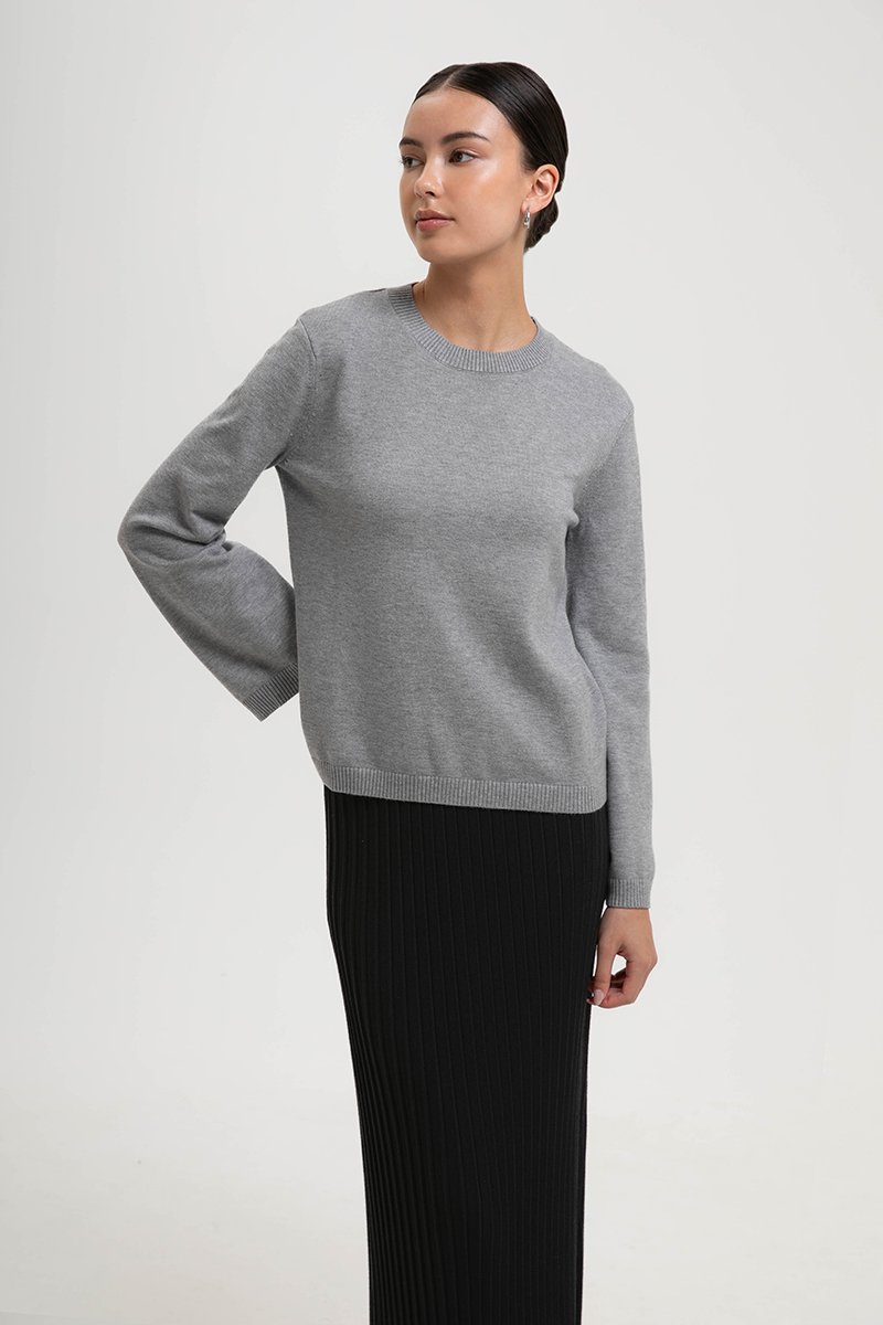 GRAZIA FLARE SLEEVED SWEATER TOP