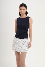 KATHY ASYMMETRIC KNOT TOP