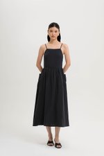 EVELINA PATCH POCKET LINEN DRESS