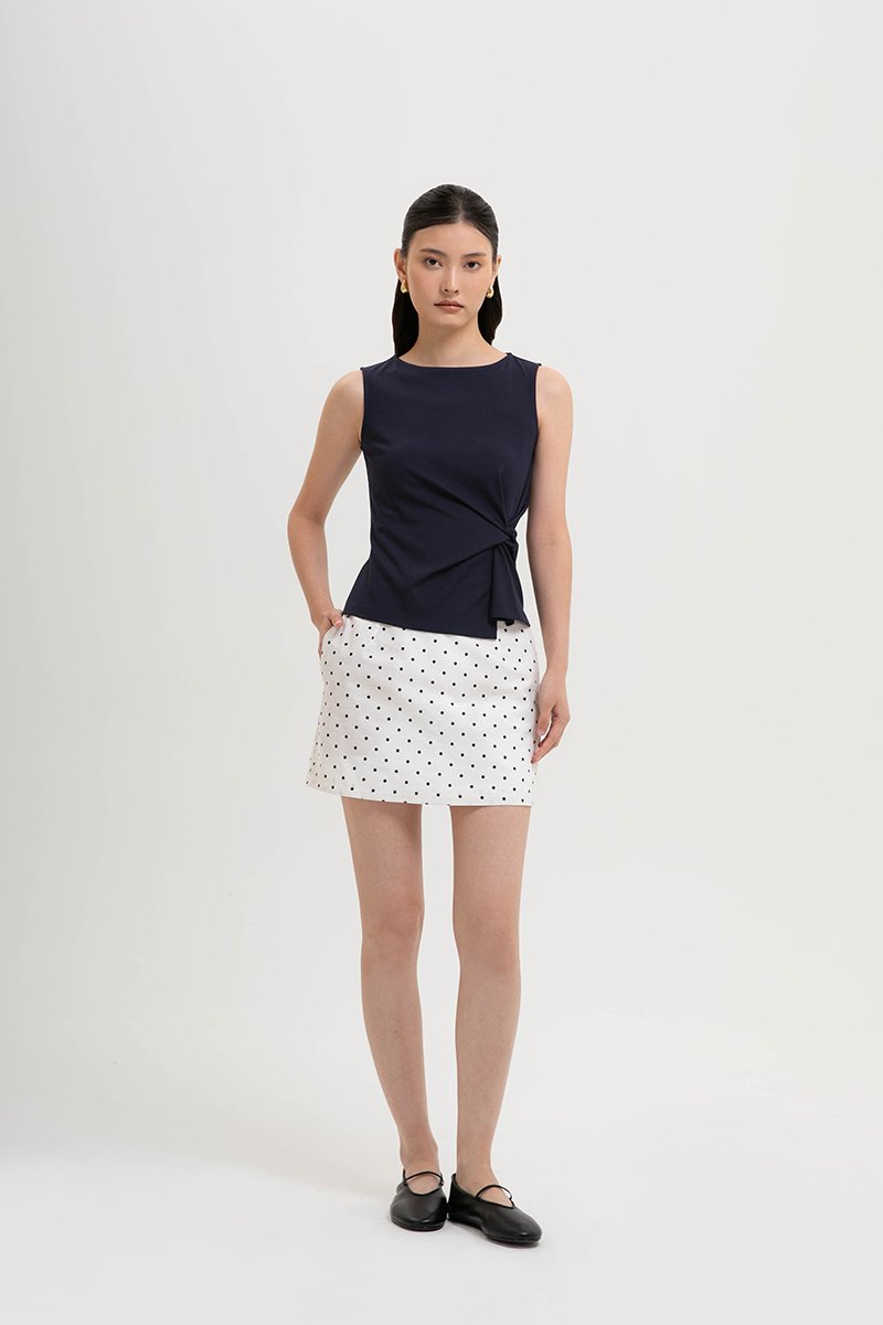 KATHY ASYMMETRIC KNOT TOP
