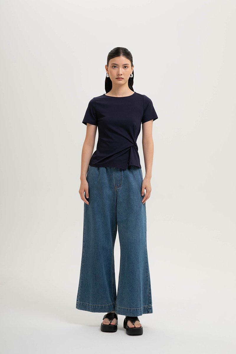 KATHLYN ASYMMETRIC KNOT TOP