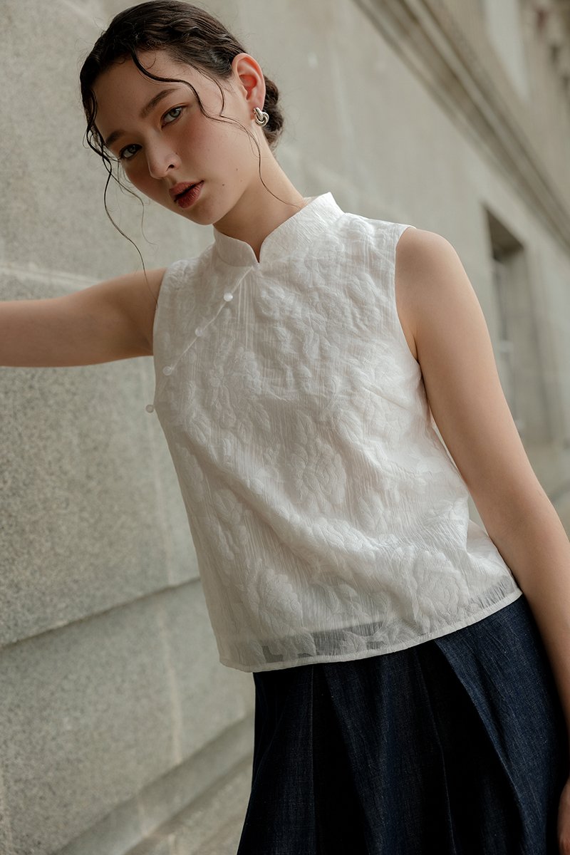 NADINA EMBOSSED ORGANZA CHEONGSAM TOP