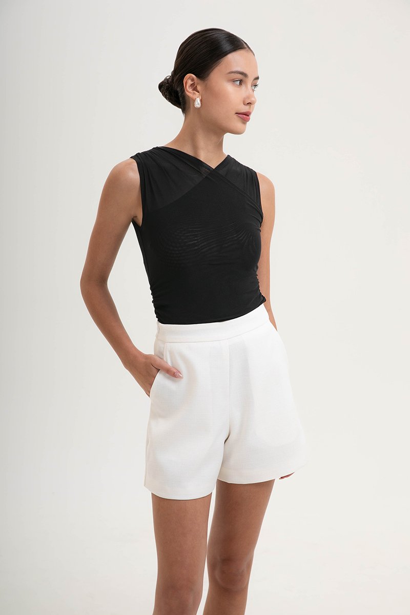 RUE HIGH WAISTED TEXTURED SHORTS