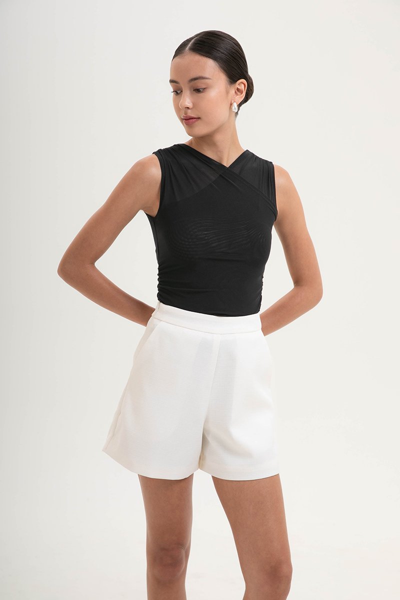 RUE HIGH WAISTED TEXTURED SHORTS