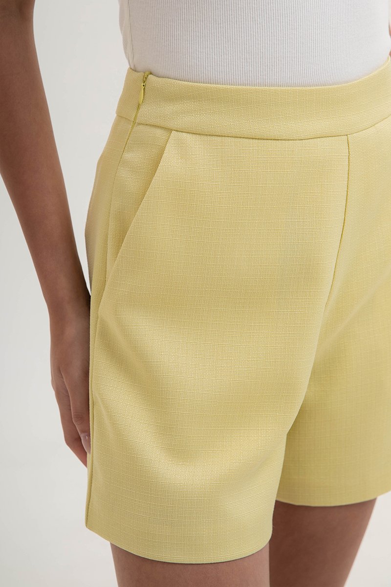 RUE HIGH WAISTED TEXTURED SHORTS