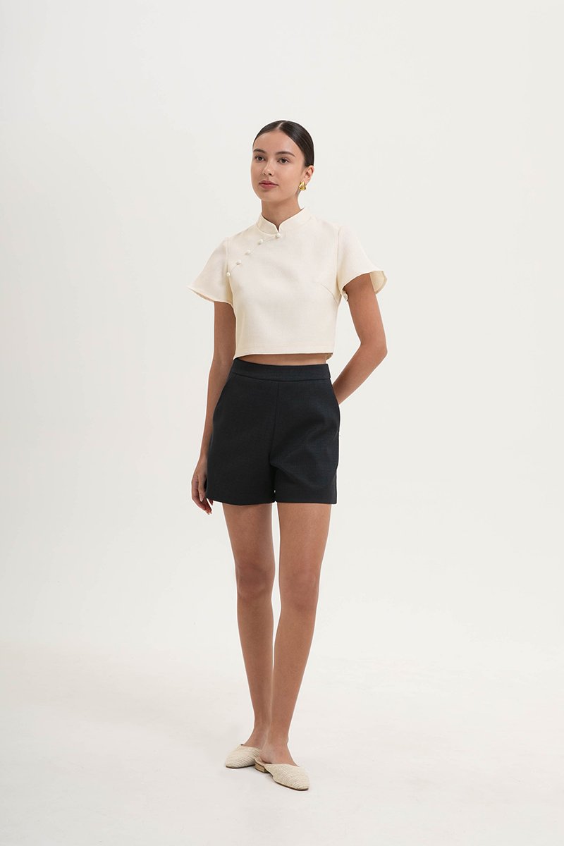 RUE HIGH WAISTED TEXTURED SHORTS