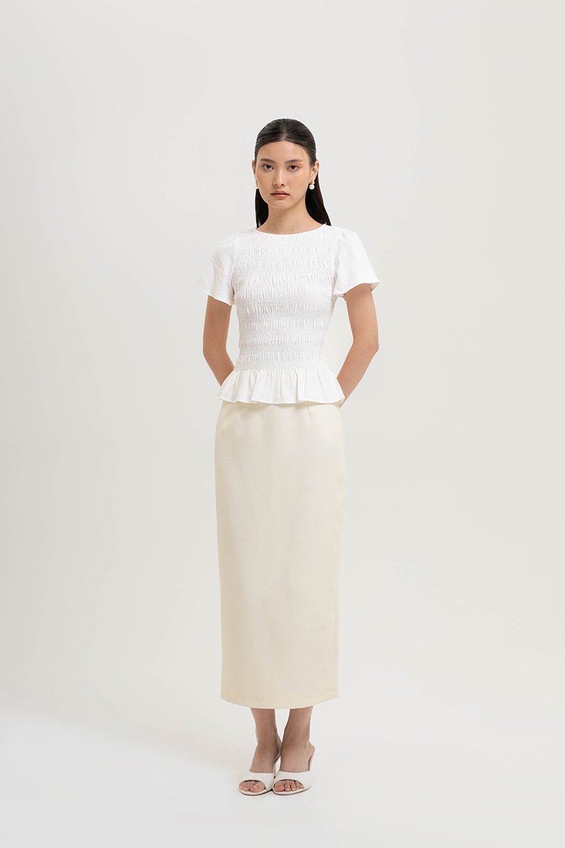 CHARLEE FLUTTER SLEEVES SMOCKED LINEN TOP