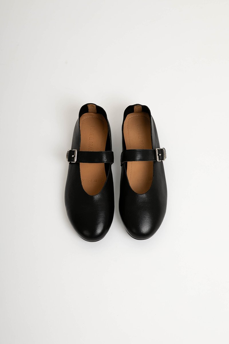 GRETHEL BUCKLE BALLET FLATS