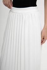 AIRIN PLEATED SKIRT