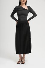 AIRIN PLEATED SKIRT