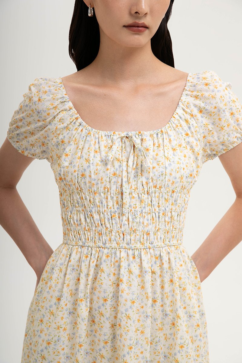 LYSSA FLORAL SMOCKED PUFF SLEEVES MIDI DRESS