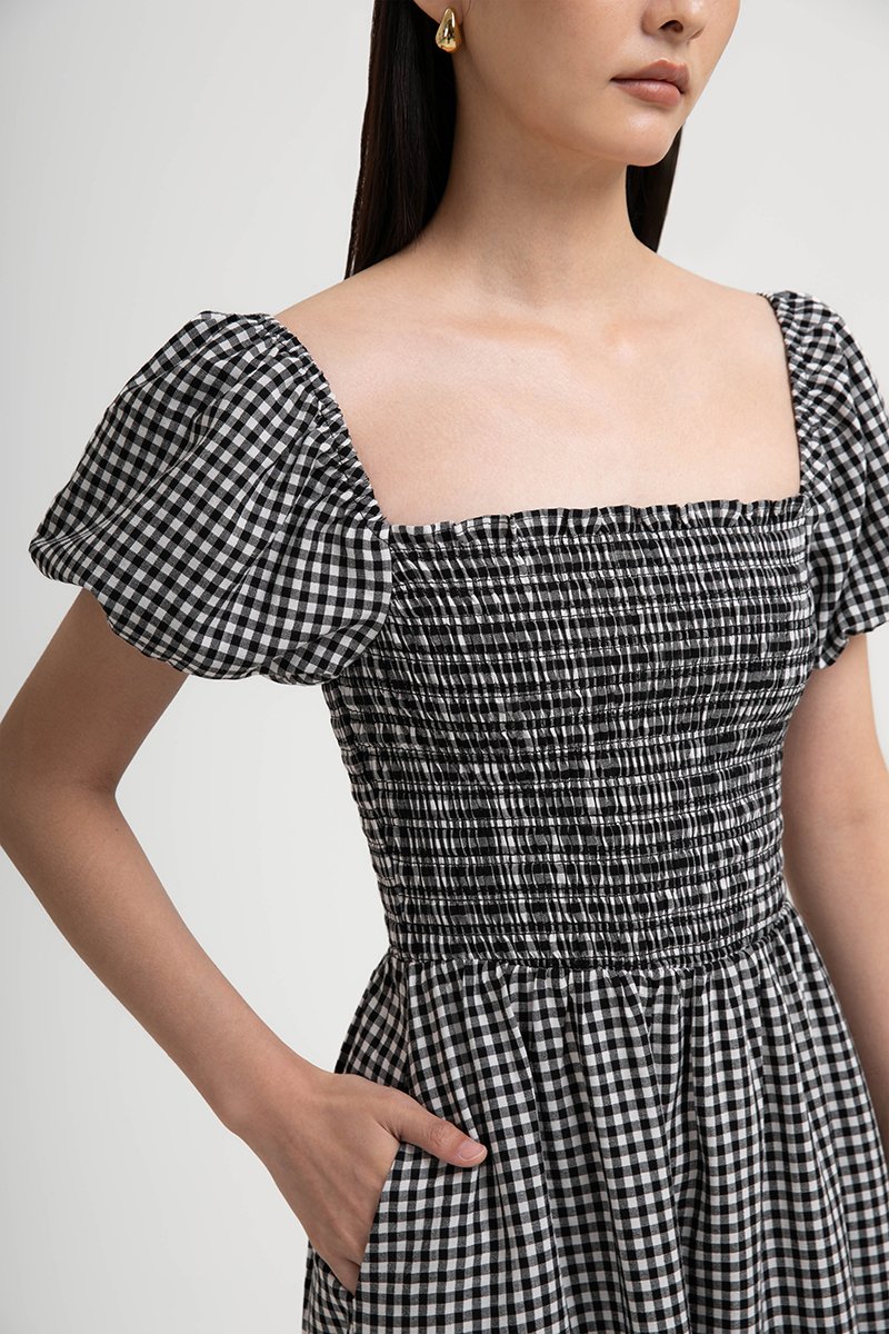 KELSEY SMOCKED PUFF SLEEVES GINGHAM DRESS