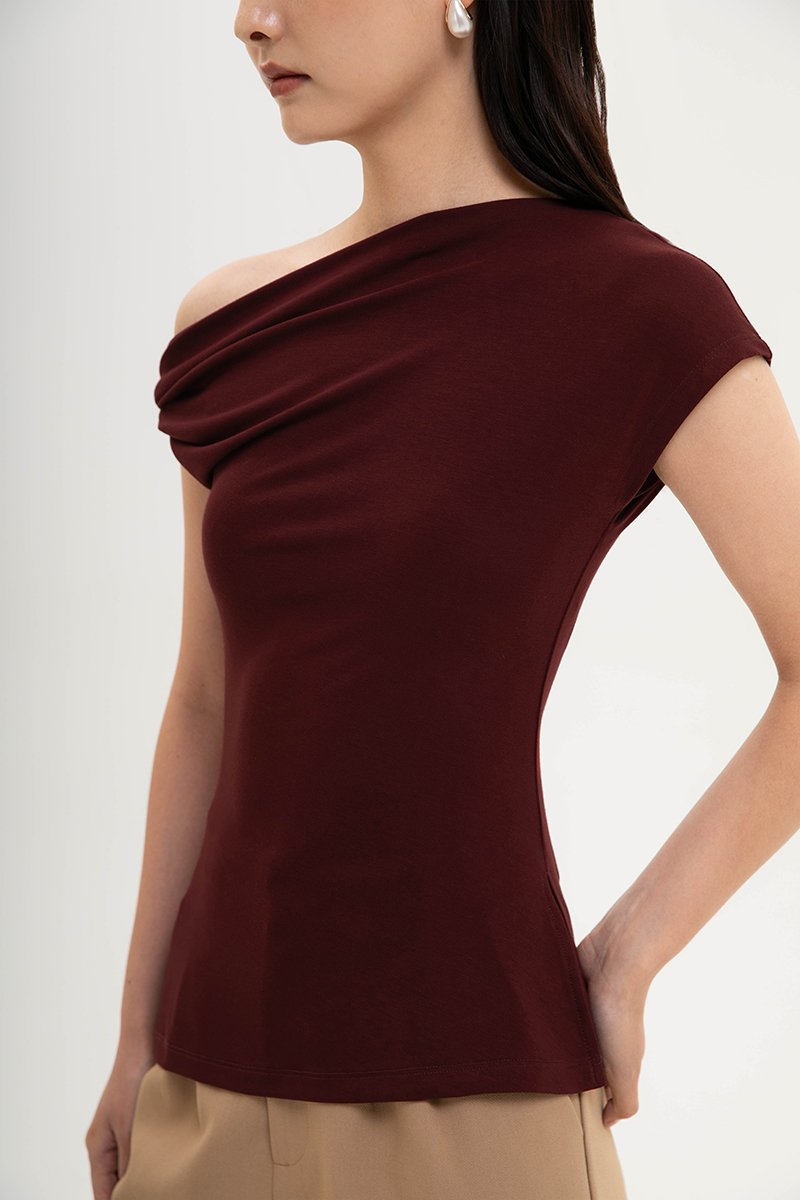 VIKKI ASYMMETRIC TWIST OFF SHOULDER TOP