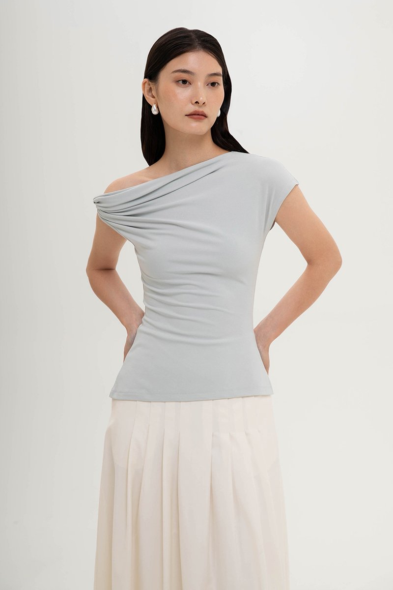 VIKKI ASYMMETRIC TWIST OFF SHOULDER TOP