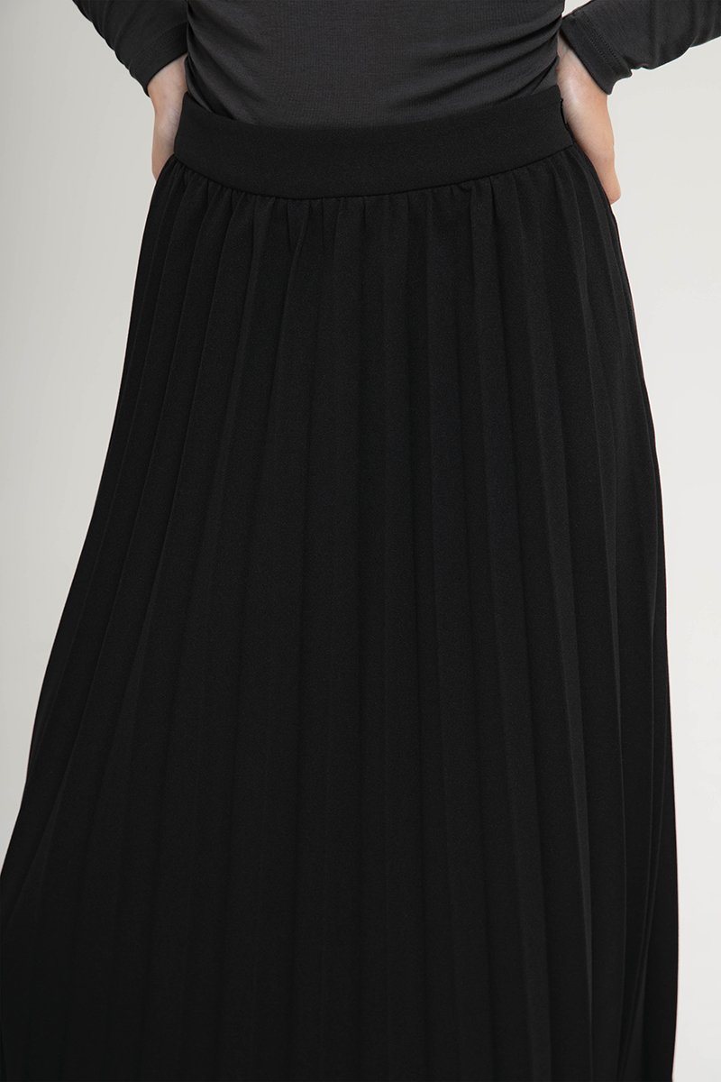 AIRIN PLEATED SKIRT