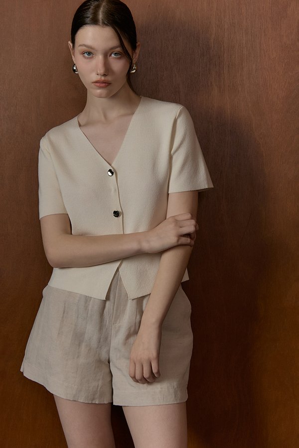 DEBRA SILVER BUTTON KNIT TOP