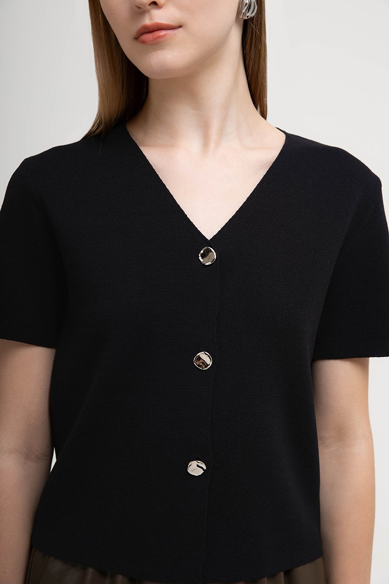 DEBRA SILVER BUTTON KNIT TOP