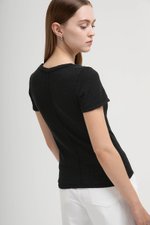 LEONE CREW NECK KNIT TOP