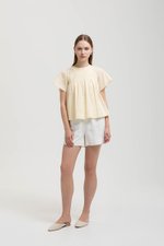 ESRA PIN TUCK FLUTTER SLEEVES TOP