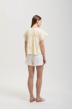 ESRA PIN TUCK FLUTTER SLEEVES TOP