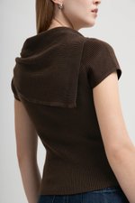 AMERSON RIBBED KNIT TOP W DETACHABLE SCARF