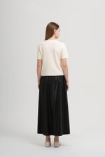 IVANNA SILVER BUTTON KNIT TOP