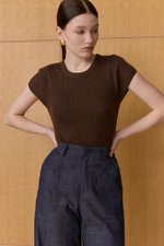 AMERSON RIBBED KNIT TOP W DETACHABLE SCARF