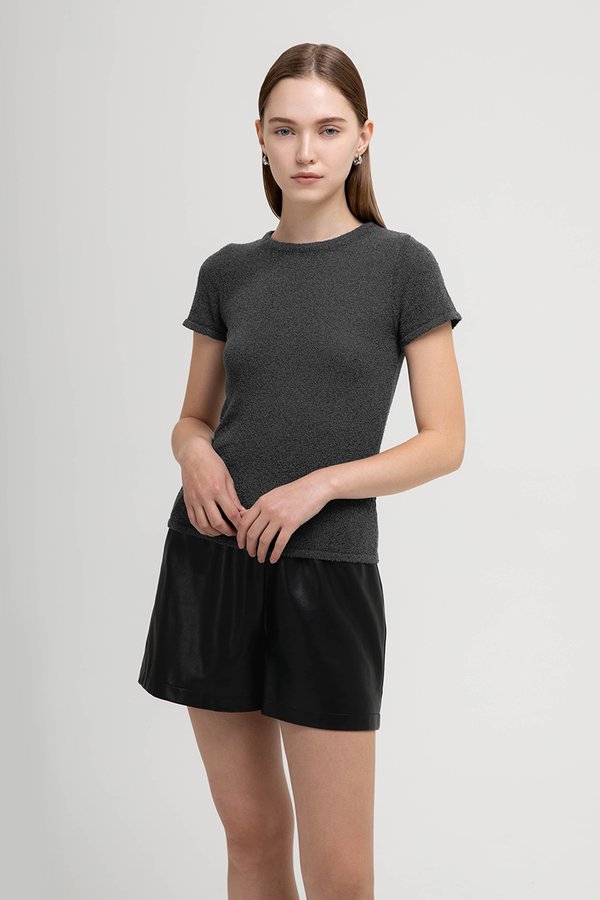 LEONE CREW NECK KNIT TOP