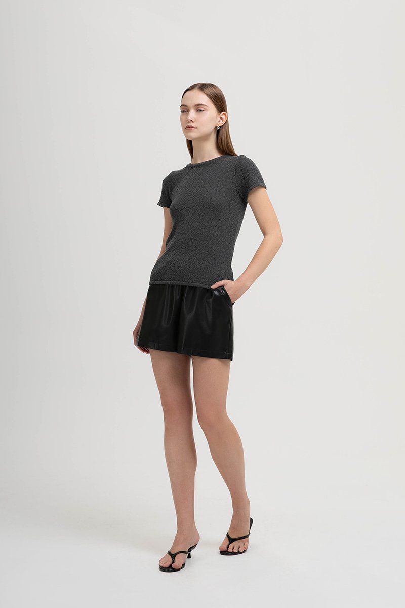 LEONE CREW NECK KNIT TOP