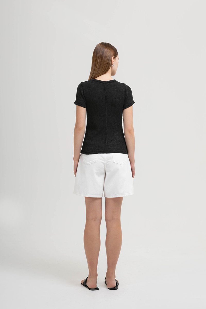 LEONE CREW NECK KNIT TOP