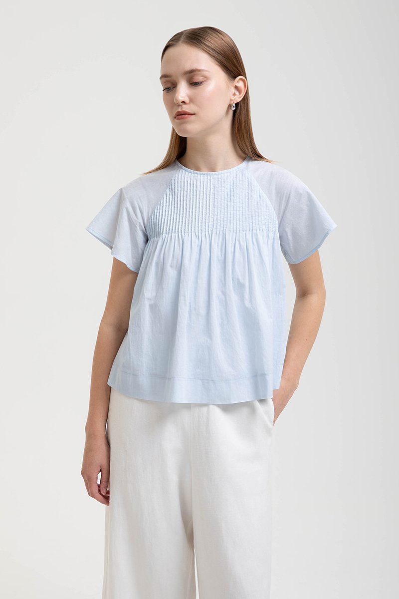 ESRA PIN TUCK FLUTTER SLEEVES TOP