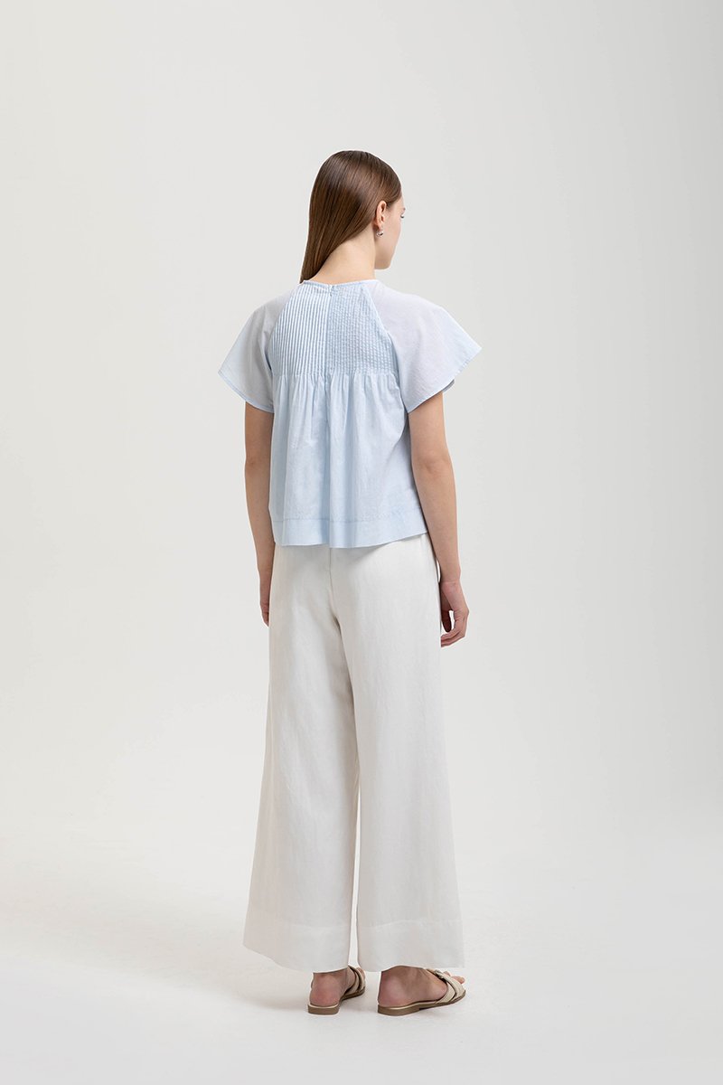 ESRA PIN TUCK FLUTTER SLEEVES TOP