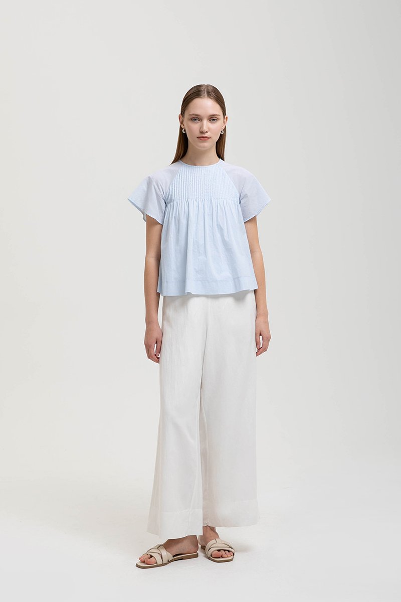 ESRA PIN TUCK FLUTTER SLEEVES TOP