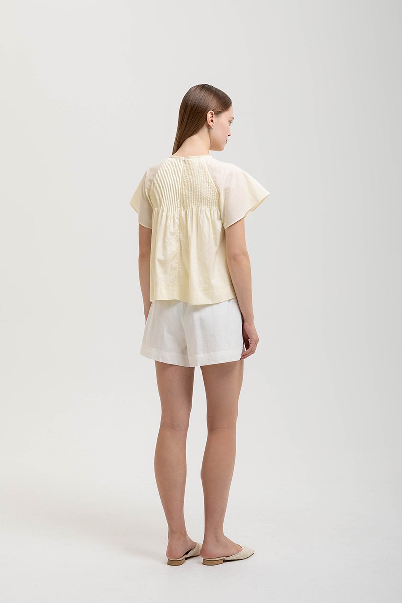 ESRA PIN TUCK FLUTTER SLEEVES TOP