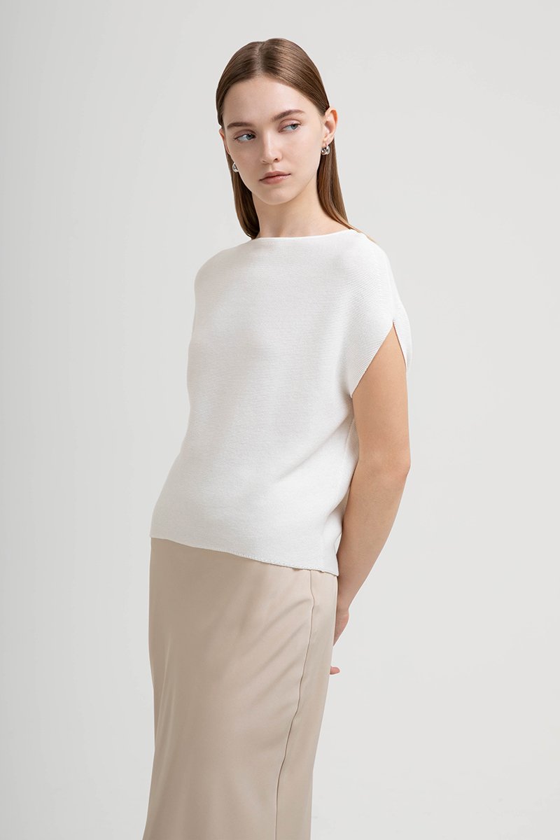 JANIE BATWING KNIT TOP