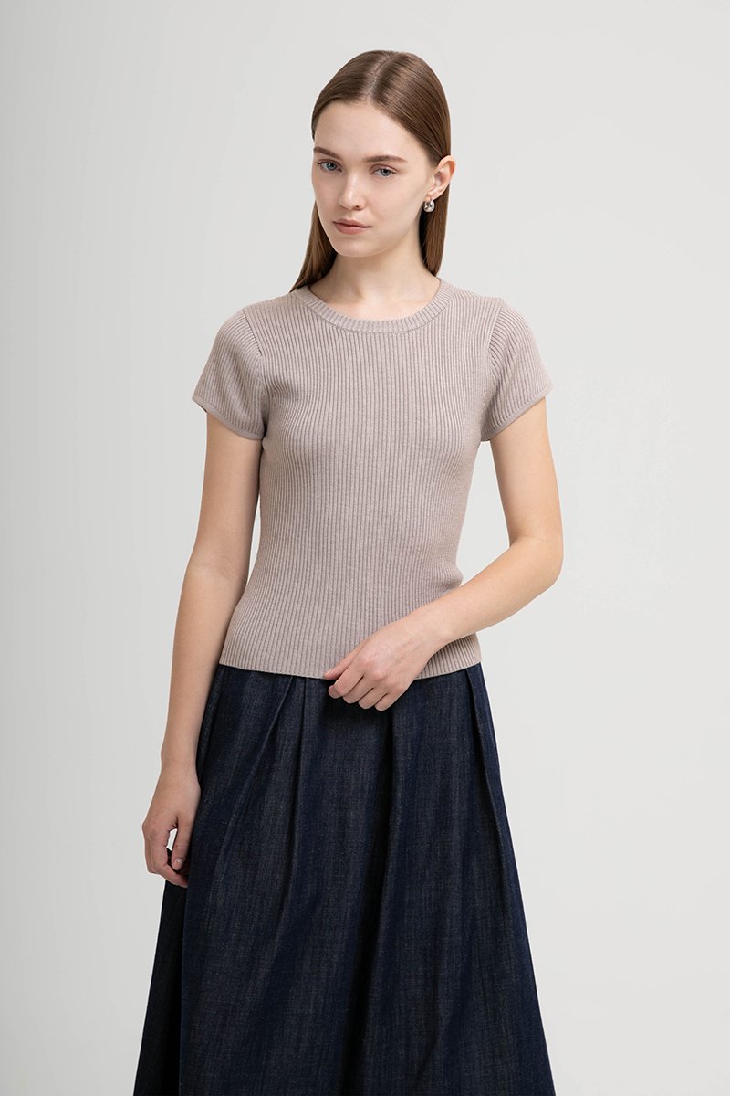 AMERSON RIBBED KNIT TOP W DETACHABLE SCARF