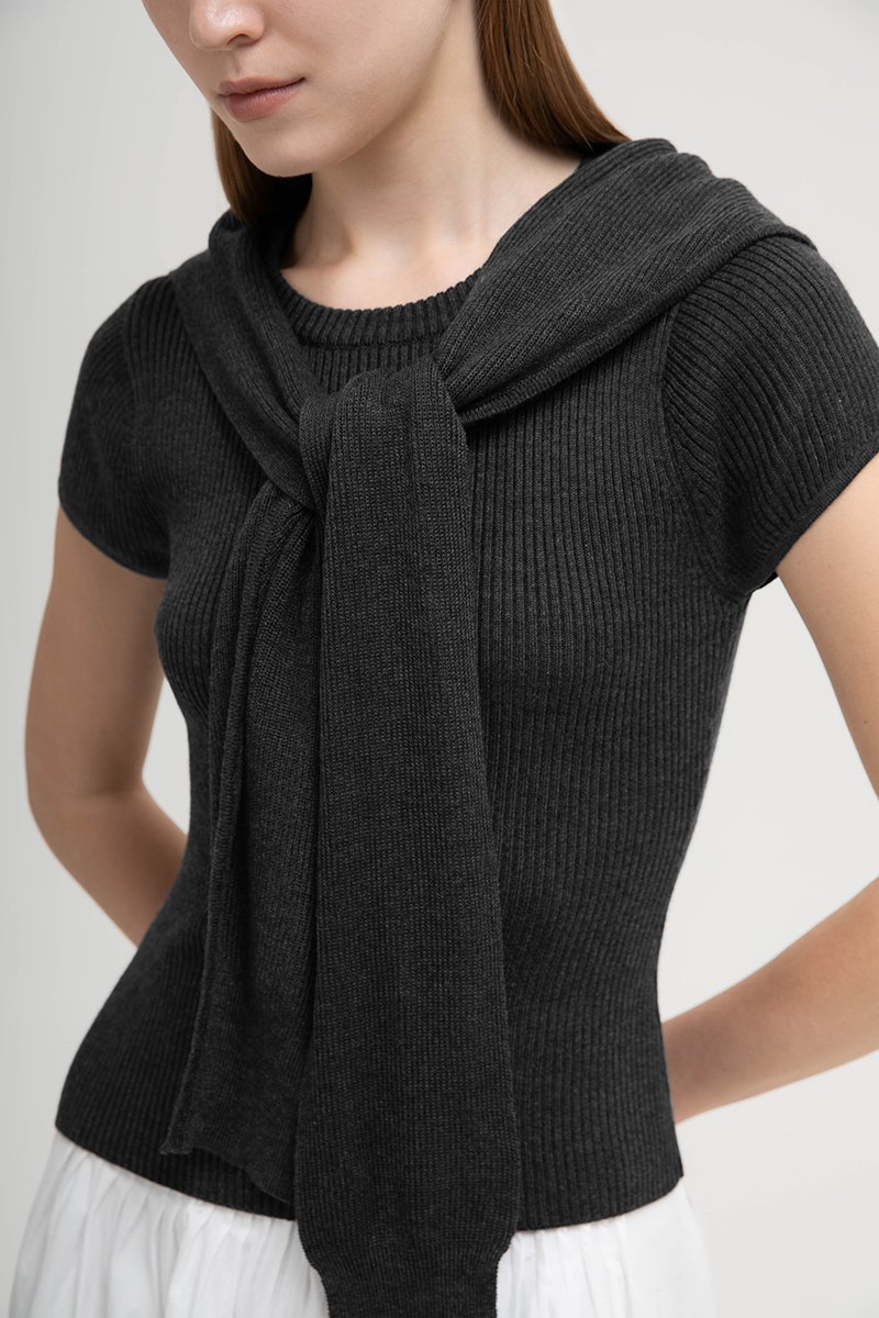 AMERSON RIBBED KNIT TOP W DETACHABLE SCARF