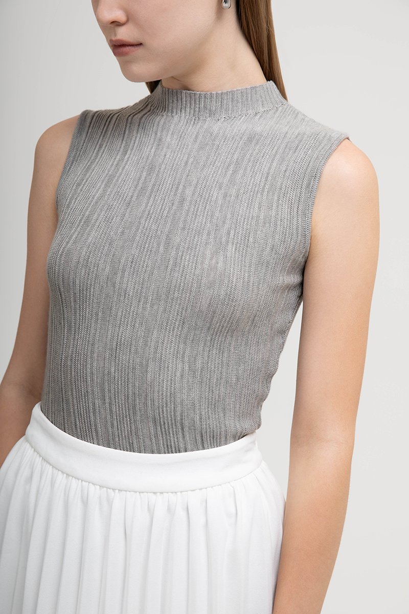 HELDA MOCK NECK KNIT TOP