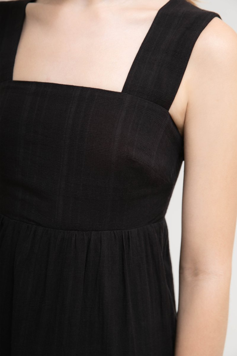 ALYSSA TIERED CHECKERED MIDI DRESS