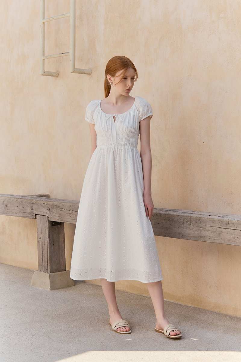 FLORETTE EYELET PUFF SLEEVES MIDI DRESS
