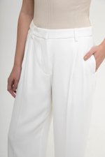 BLAKELY ADJUSTABLE WAIST WIDE LEG PANTS (PETITE)
