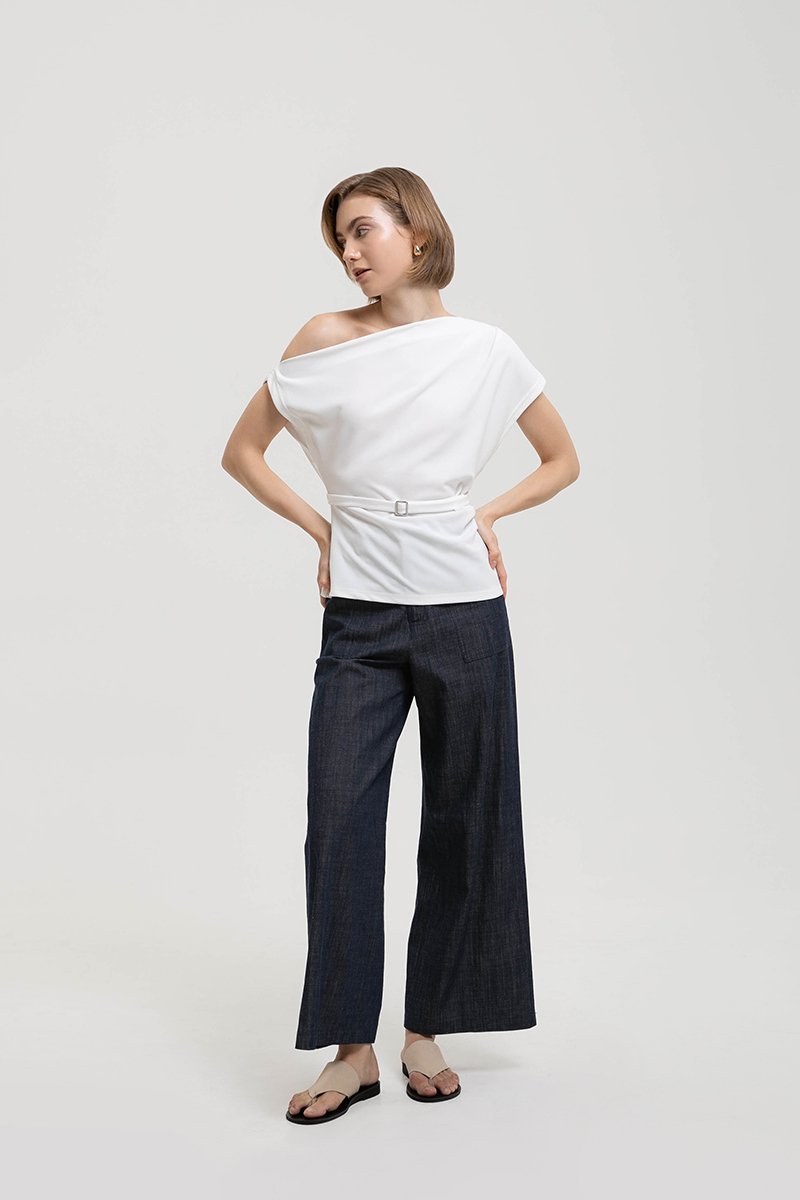 AMIRA ASYMMETRIC OFF SHOULDER TOP W BELT