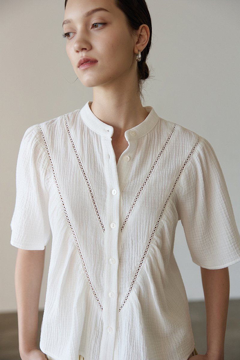 KEIYA BUTTONDOWN LACE TRIM MUSLIN TOP