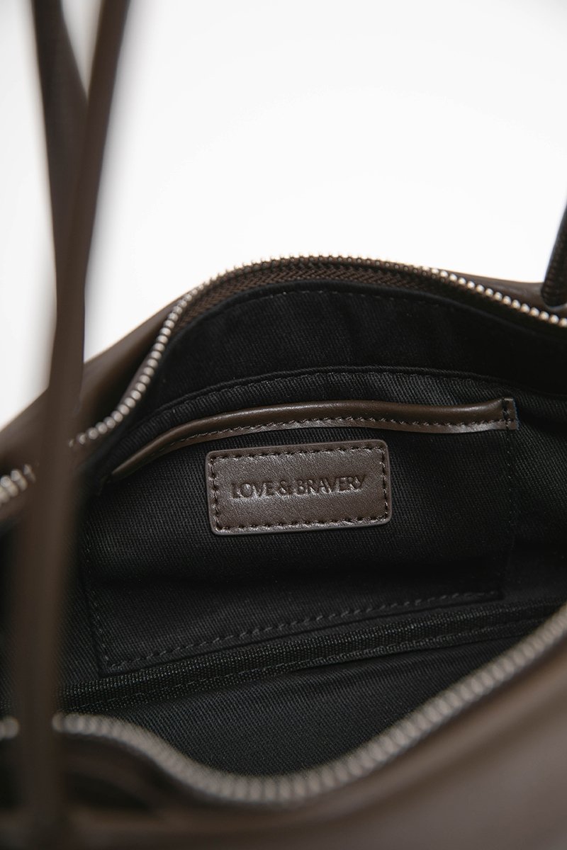 MARLA RIBBON TRAPEZE SHOULDER BAG