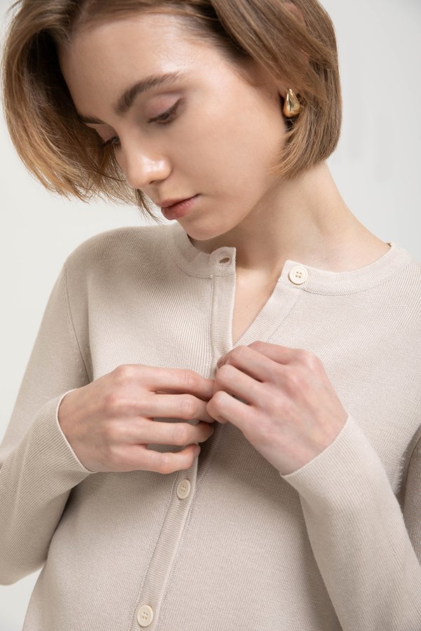 CASPER ROUND NECK CARDIGAN