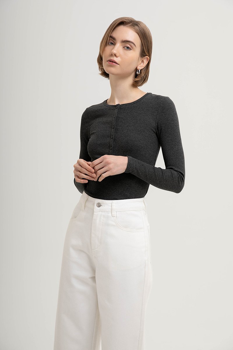 STACIA BUTTONDOWN LONGLINE RIBBED KNIT TOP