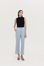TERRY PIN TUCK WIDE LEG JEANS
