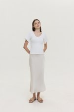 RISSA STRUCTURED RIBBED TEE