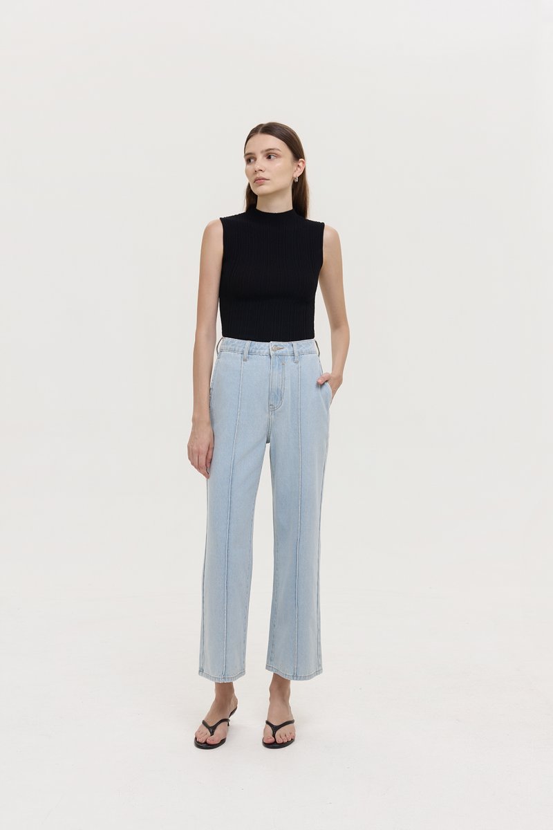 TERRY PIN TUCK WIDE LEG JEANS