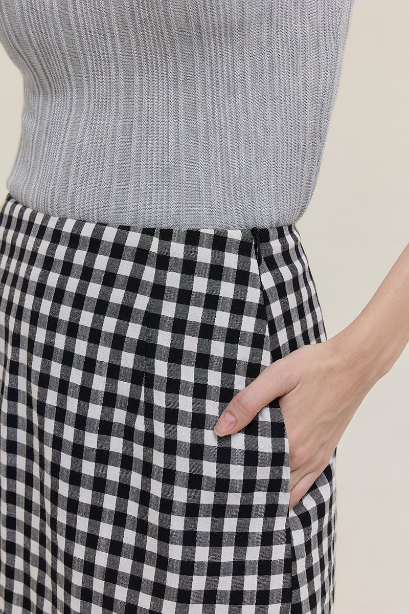 ELSA GINGHAM SKORT